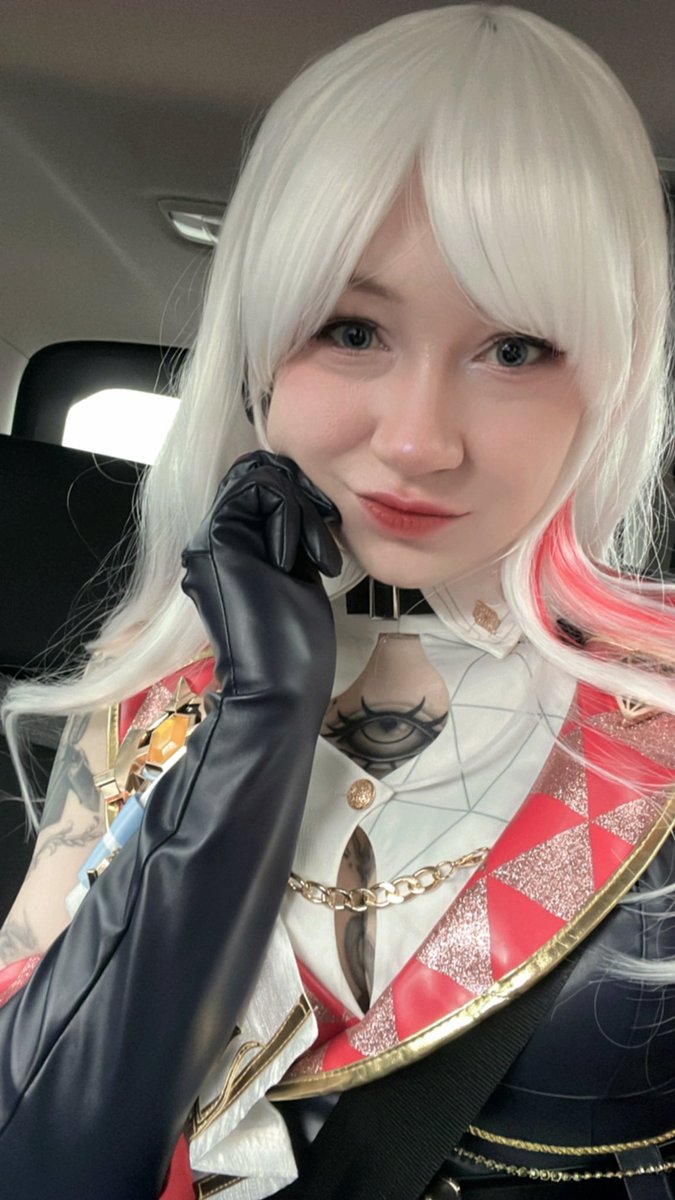 constantlyhngry's tweet photo. felt cute https://t.co/sWYmEFHVqQ