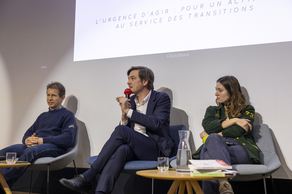 📣 14èmes #RencontresAéma - L'activisme au service des #transitions, nous en avons parlé avec <a href="/CamilleEtienne_/">CamilleEtienne</a> , <a href="/JMJancovici/">Jean-Marc Jancovici</a> et @adrien_couret. Ensemble, ils ont pointé la nécessité d'une transformation profonde de notre société ➡️ bit.ly/3U6AQ5j