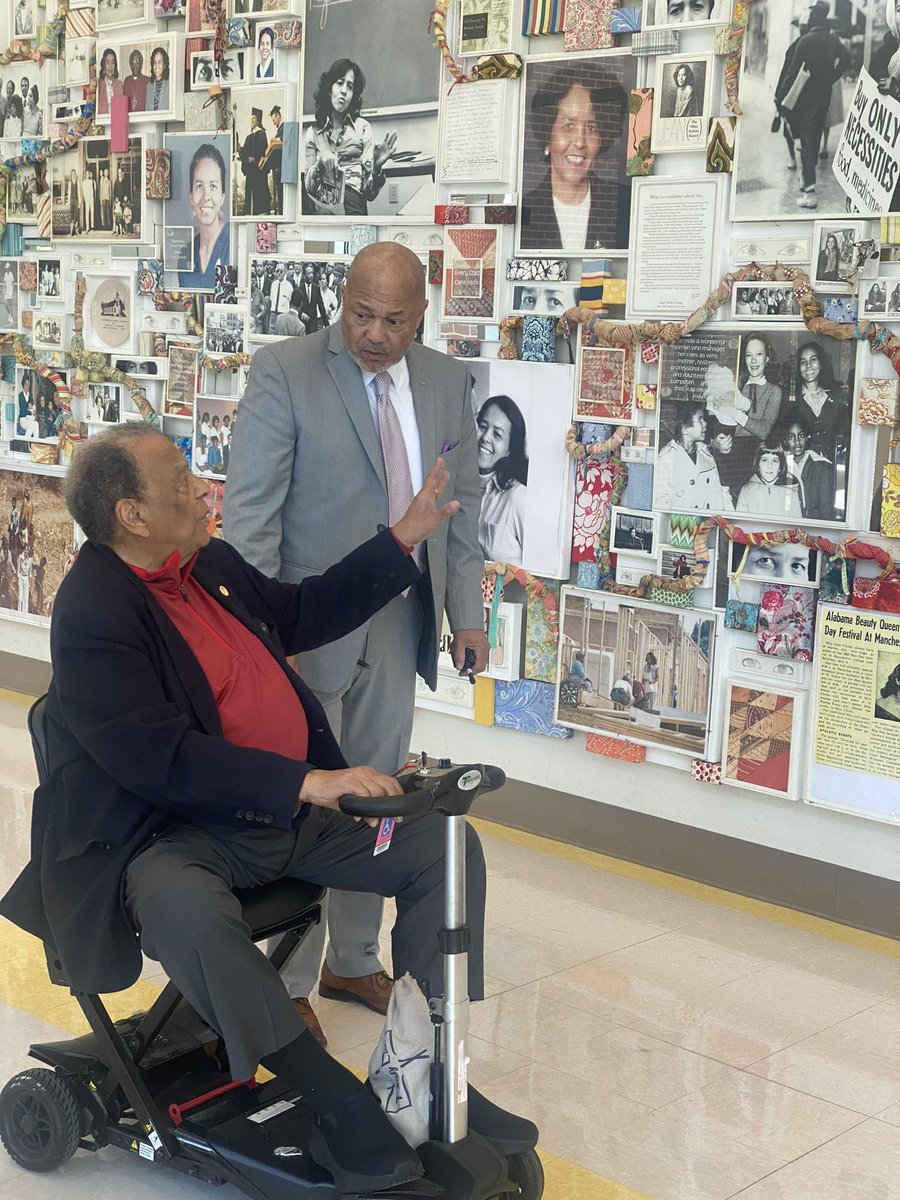 Barry E. Blackmon II tweet media