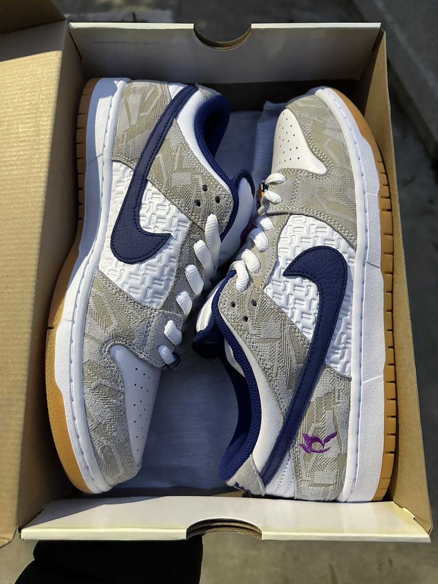 GrailPickups's tweet photo. Nike SB Dunk @rayssaleal 
Size 12
-

#NikeSBDunk #Rayssaleal #SBDunkCollection https://t.co/86GJ6Qzj5f