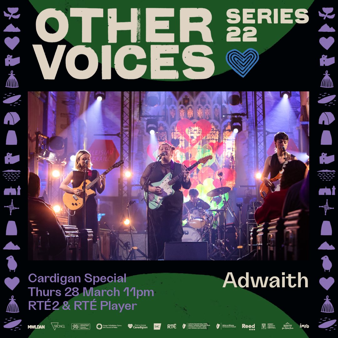 💚 🇮🇪 🏴󠁧󠁢󠁷󠁬󠁳󠁿 @adwaithmusic magical performance at @OtherVoicesLive is now available on @RTE2 in Ireland and worldwide on the RTÉ Player and for catch up for the next 30 days 💚 👀 📺 rte.ie/player/series/… 📸 Jenny Caldwell
