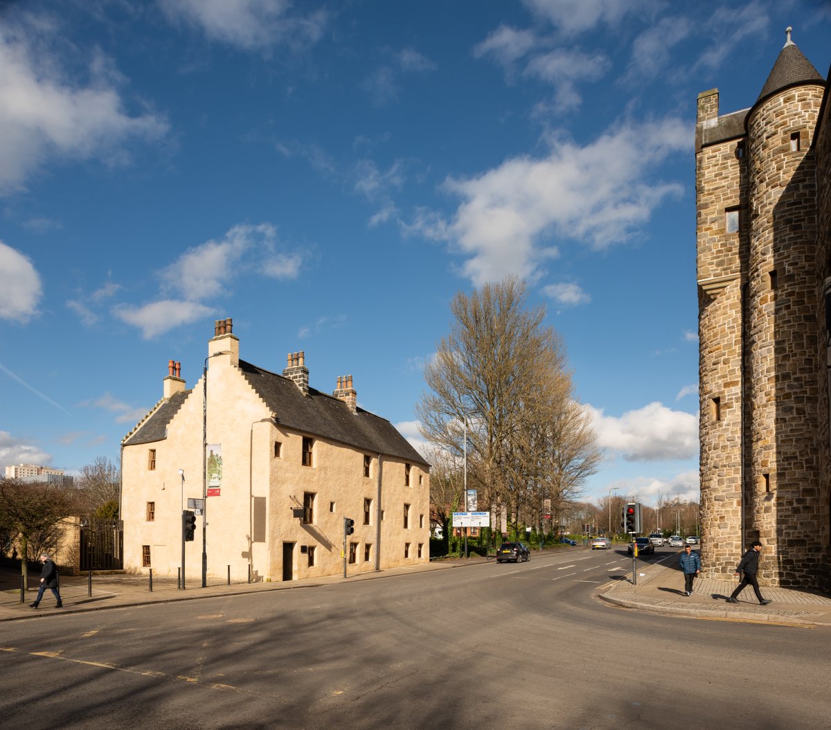 Provand’s Lordship, the oldest house in Glasgow, will host a series of family-friendly activities during the Easter school holidays to mark its reopening. Read more about what’s planned here 👉 glasgowlife.org.uk/news/family-fr…
