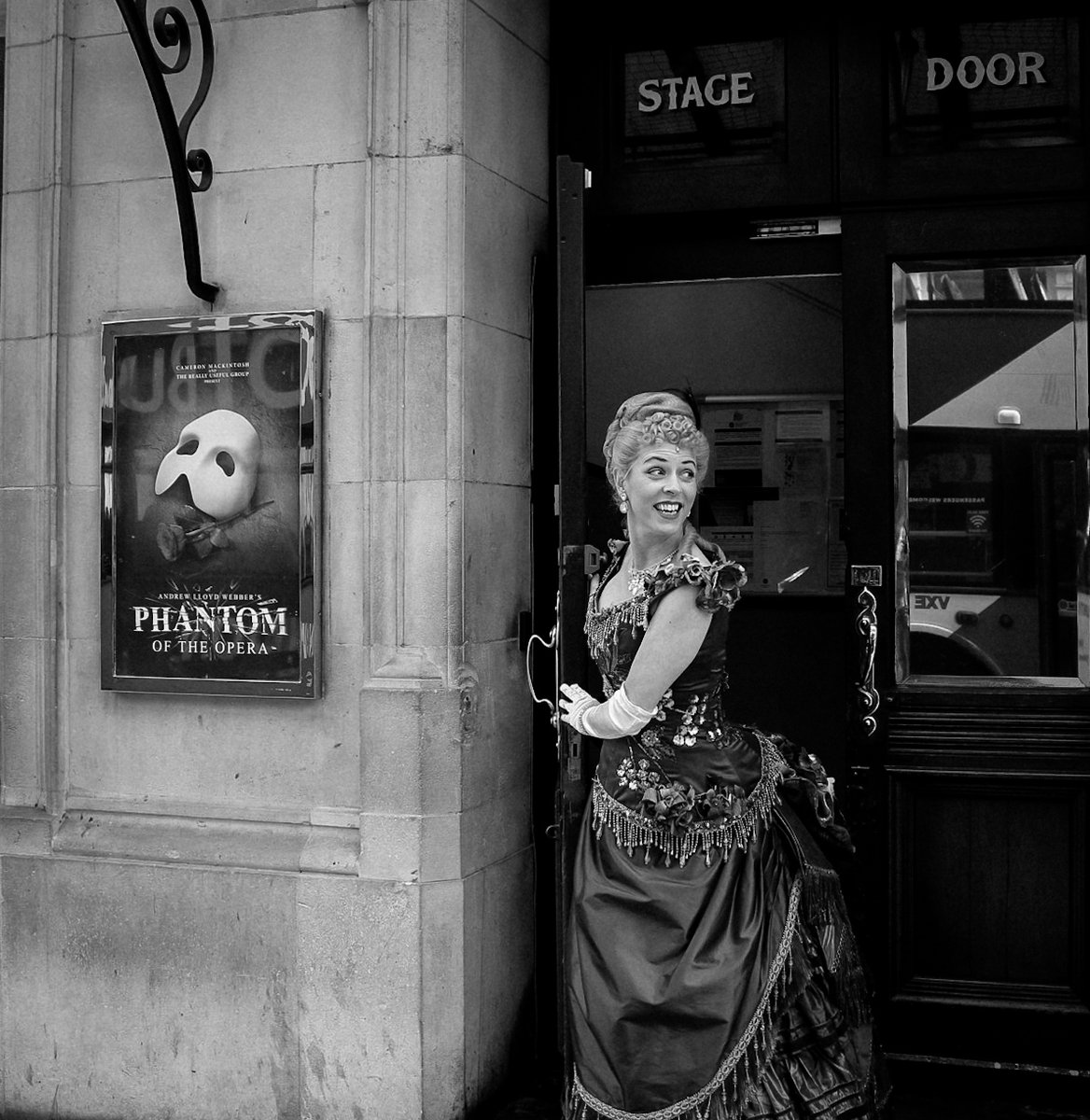 It's always a Good Friday backstage with the #PhantomLondon cast ✨ 📸 Lily De-La-Haye