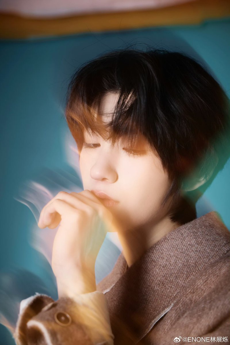 toENONE's tweet photo. #林展烁 240329 Weibo Update (1/3)

“🌾🍃
感谢 #山谷少年 的邀请！！🫨🫨
在山谷的氛围里感受少年的魅力⛰️👦🏿”

#ENONE #LINZHANSHUO https://t.co/wzDrTtb6oF