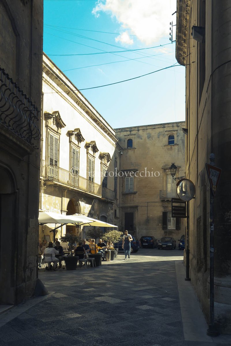 Lecce,mezzogiorno.
#photography #city #Lecce #puglife #Italia #Travel #tourism #ARCHITECTURALMODEL #style #streetphoto #Days