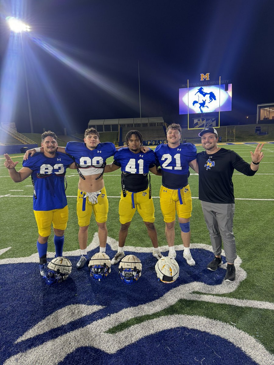 Spring #1 in the books✅
Proud of the work this group put in this spring and excited to attack this summer‼️
#WeDAT 
#LockTheGates⛓️