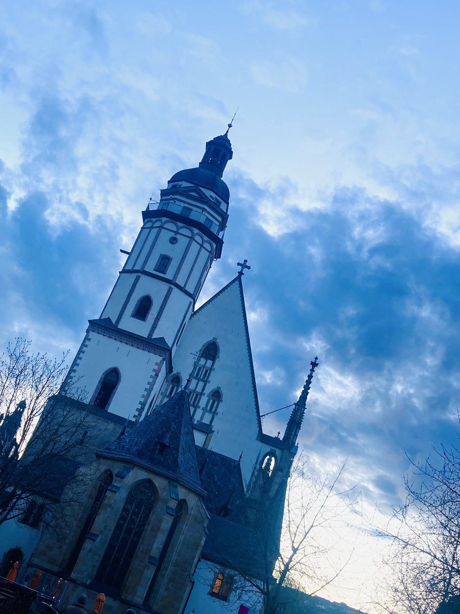 ManuelBrug's tweet photo. Good Friday 300 years ago #Bach offered humanity (and some Leipzig Protestants too) the #stjohnspassion. We have no testimonial of creation, but I will talk tomorrow 9:10 #MDR about actual revival with thomaskantor #reize #thomanerchor #danieljohannsen @BenjaminAppl #jjorlinski https://t.co/15KfXrwOLk