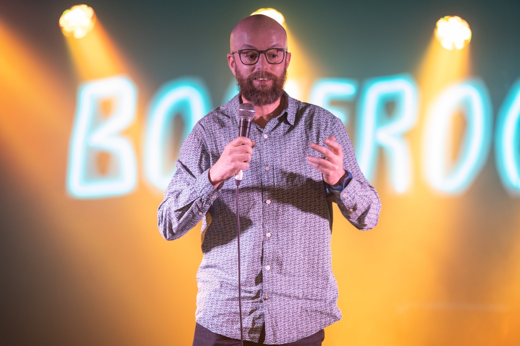 Co-Director, @env_sociology performed at Bright club last week cracking jokes about his @BritishAcademy funded project on recreational litter picking. Keen for more public engagement? Find out more from @uniofsurrey @UniofSurreyCPE Photo credit @stevecrossphotos @BOILEROOM