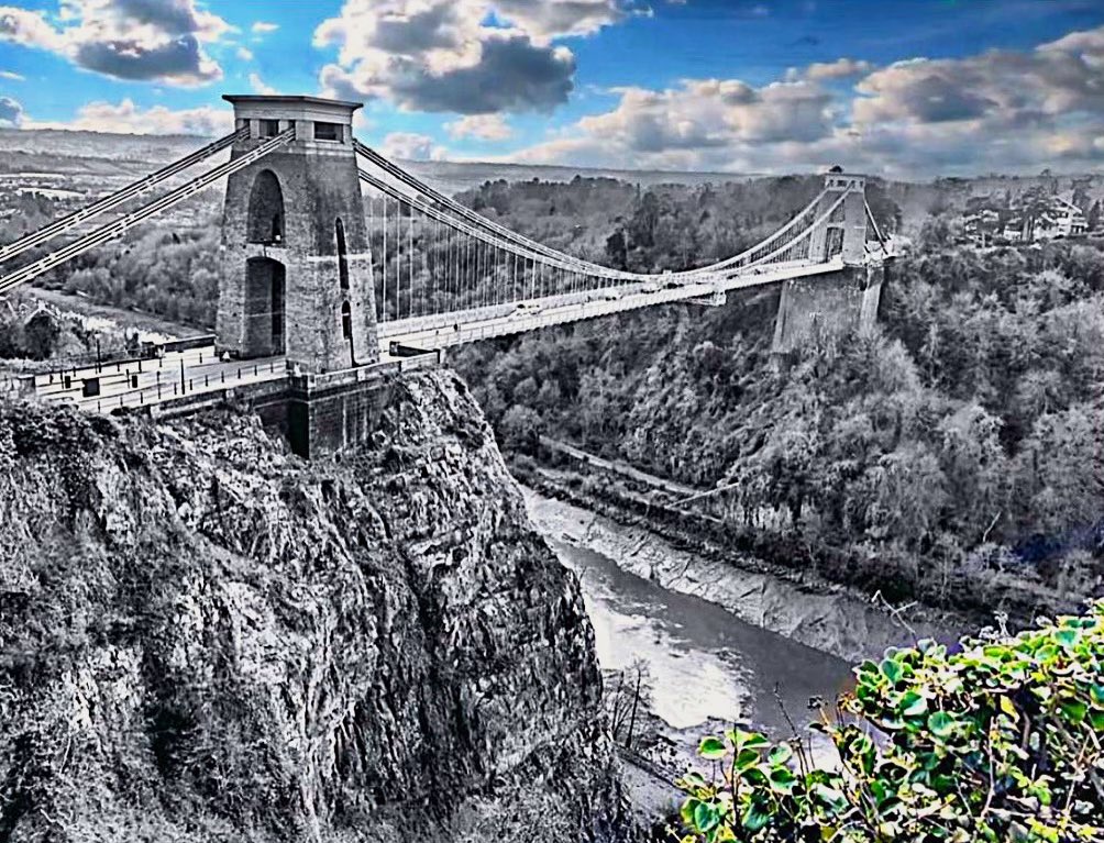 Clifton Suspension Bridge #bristol #clifton #cliftonsuspensionbridge #bridge #brunel #picoftheday #thephotohour #clifton