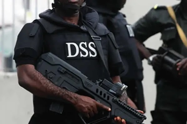 LAWLESSNESS: The DSS Have Turned To A Societal Hazard That Should Be Disbanded dlvr.it/T4nNTL