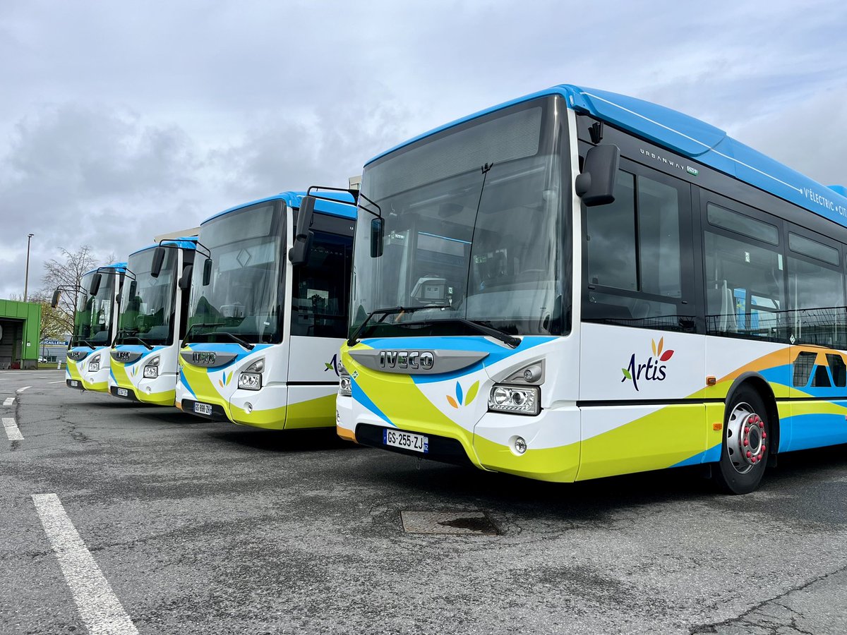 ✅ Réception de 4 nouveaux bus roulant au biogaz dans le #GrandArras 
 👉 La mise en service de ces bus se fera courant avril. 
🚌 La flotte de bus s’agrandit et passe à 40 bus roulant au biogaz
📍Courant avril, le parc <a href="/Bus_Artis/">Réseau Artis</a> sera composé à 57% biogaz