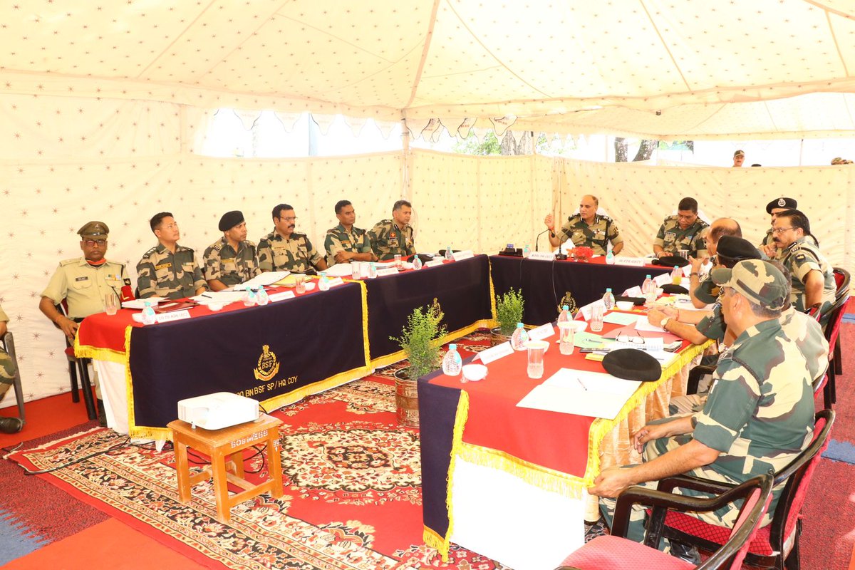 Sh Ravi Gandhi ADG(EC) Kolkata alongwith Sh Dinesh Kumar Yadav, IG #BSF Guwahati Frontier visited Sector HQ Gopalpur and Border Out Posts on Indo-BD international border to review current security scenario and operational preparedness. #FirstLineOfDefence