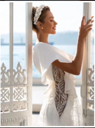 lorrainetyne's tweet photo. Working with a talented designer or seamstress, brides can collaborate on the design and create a one-of-a-kind gown that will make them feel beautiful and confident on their special day. Visit https://t.co/c6a2qHpVN3 for a #customweddingdressnearme https://t.co/y8lGHdsAFn