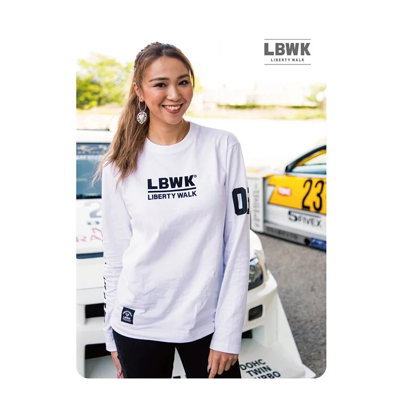 LBWK 下敷き CHISAKI×S15(SI86)
在庫あります。店頭及びオンラインで絶賛販売中！！
↓オンラインストアー↓
bit.ly/3fkr8Kw
東京都町田市小川5丁目15-28 8号室
042-850-5156
#libertywalk #lbwk #lbworks 
#exjoints 
#下敷き #文房具 #グッズ #アパレル