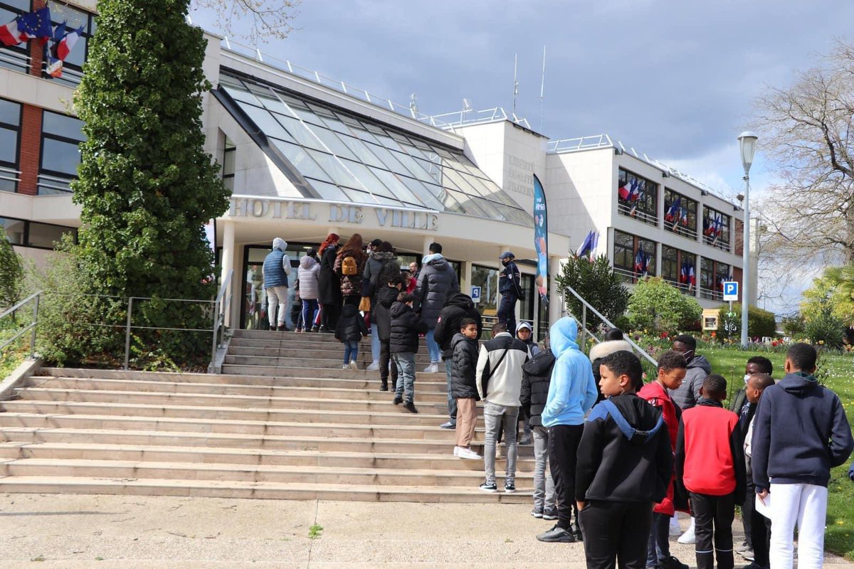 Event2Give tweet media