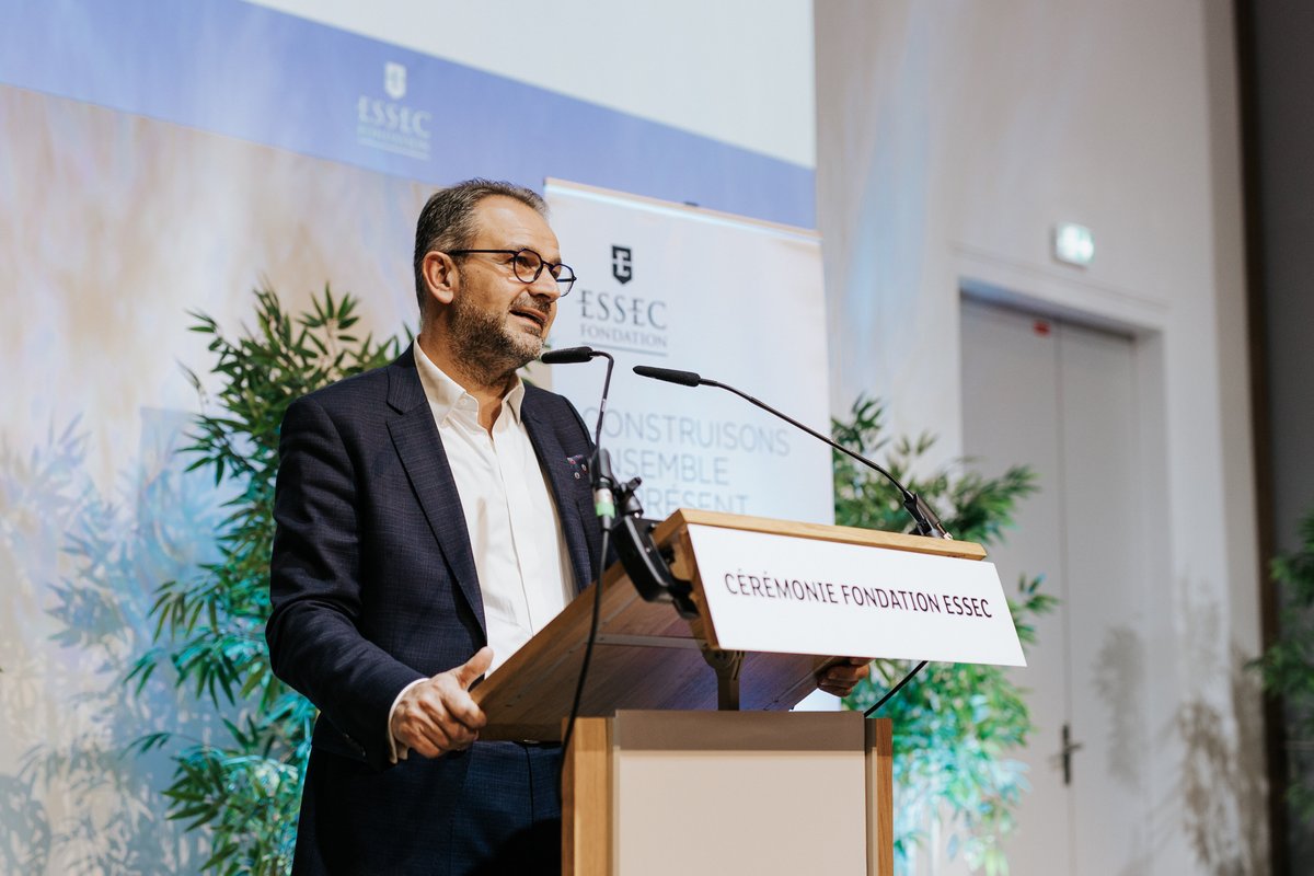 💡 RÉCOMPENSES | Célébrer l'excellence académique avec la cérémonie de la Fondation ESSEC ! Découvrez les moments forts de cette soirée les noms de l'ensemble des lauréats de cette année : essec.edu/fr/actualites/… Félicitations à toutes et tous !