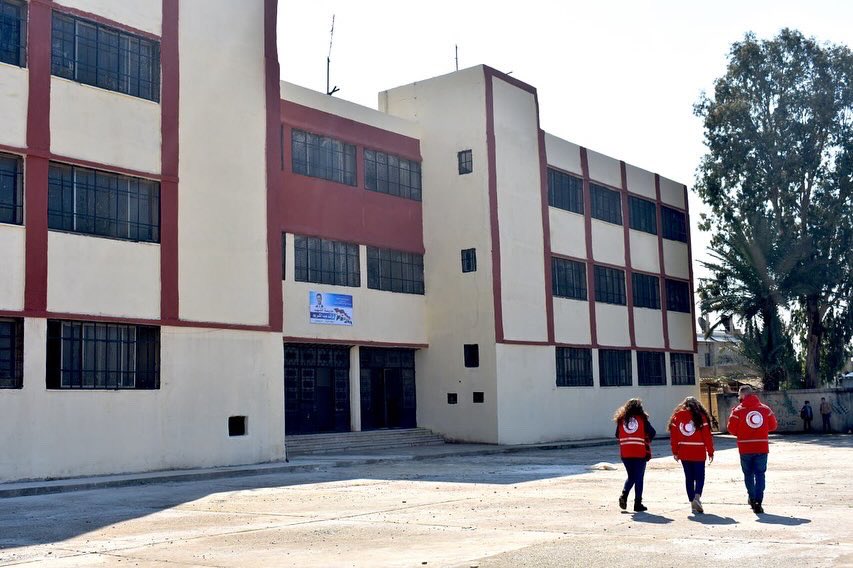 #Tartus #Syria📍 In order to provide a secure learning environment for 1,660 children, @SYRedCrescent rehabilitated 4 schools 🏫 in Banyas & AlQadmus, & the cement houses the countryside that were damaged during the #earthquake. Supported by @ifrc✅