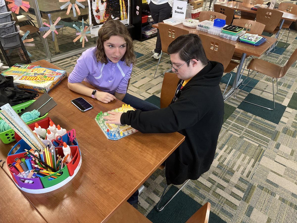 SHS Media Center & Makerspace tweet media