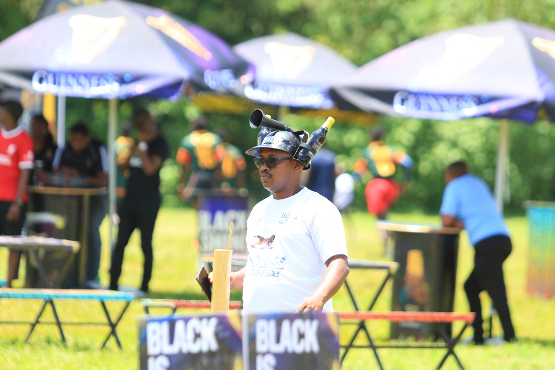 HipposFans's tweet photo. Pombe Cheetahs Captain 😂🥳
Love the pombe helmet 🔥

#GuinnessFunRugby2024 https://t.co/m3AP8MKcu1