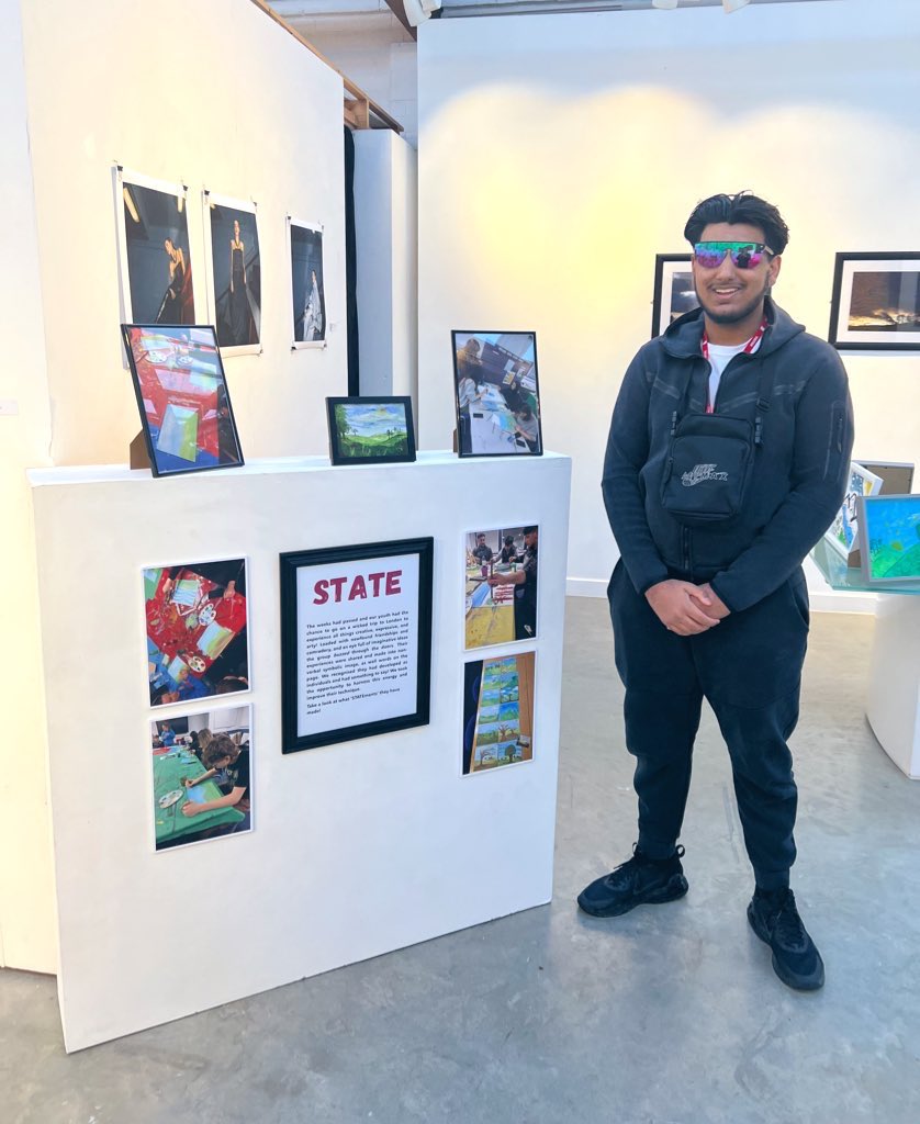 MichelleLBuchan's tweet photo. WOW! Such an amazing night for the #FlowStateCreate Exhibition on Wednesday evening. So much to say but I shall await the official photos &amp; video! Thank you to everyone who made it possible &amp; to all who performed &amp; attended! It was awesome 🖼️🎤🎶🎨 @KayleMcCoy @WilkoWilkes https://t.co/D4r56Uznw2