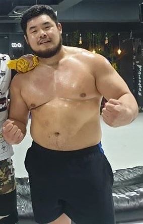 beefymuscle_com's tweet photo. Sweaty wrestler! 
#beefy #massive #muscle #bears 

Join https://t.co/Oojza3ekSr? Seriously it hosts countless hot muscle p0rn vids! Members really love the content😉 So I think the quality is quite high! Interested? Contact: https://t.co/Pjo6uV3MbA https://t.co/aCCItWkd0v
