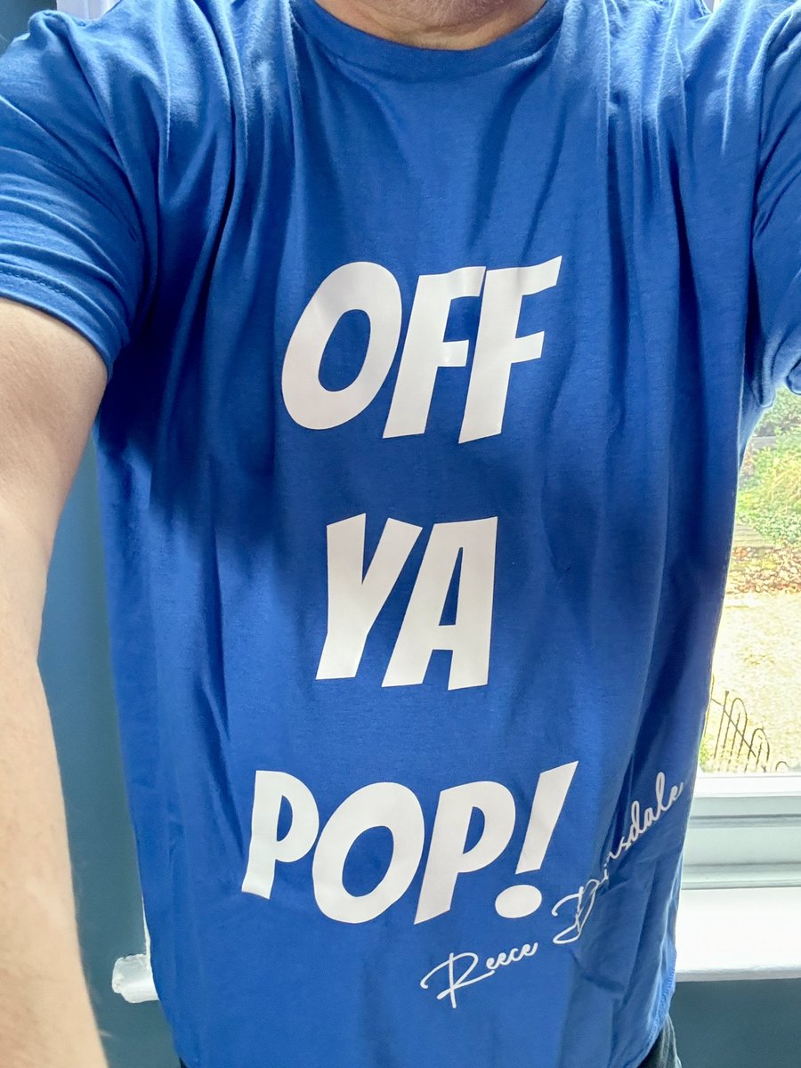 Well this little beauty (XL actually) just arrived courtesy of mcneilsmill.co.uk

The ONLY place you can purchase an authentic <a href="/reece_dinsdale/">Reece Dinsdale 👀</a> ‘Off Ya Pop!’ T-shirt is via THIS link.👇
mcneilsmill.co.uk/shop/OYP-c1656… 

Now you can tell Tories, trolls &amp; trouble makers to do one!😄