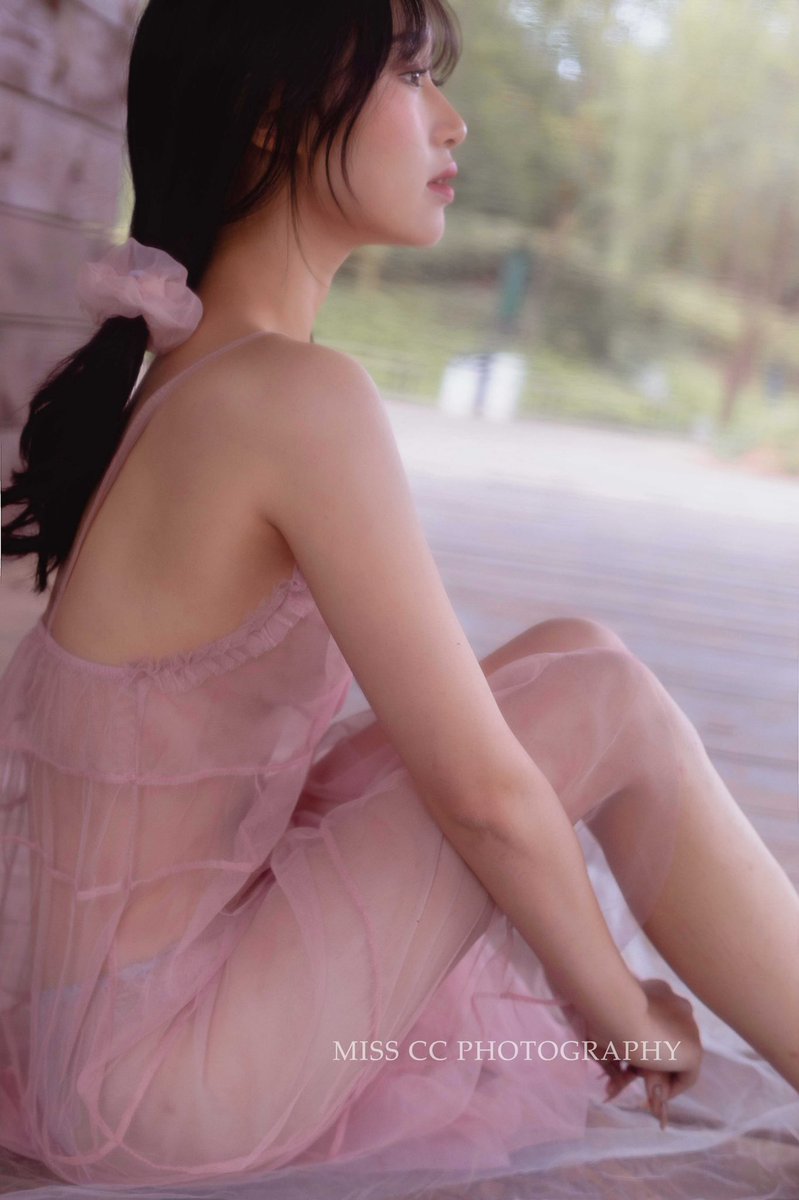 那我也去流浪
逃去你的磁场
摄影/@misscc520 

#私房摄影 #私房写真 #私房照 https://t.co/lJfNBotmSo