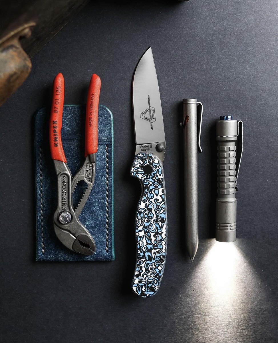 OntarioKnife's tweet photo. #RATMods! Check out this trippy scale mod on the new #RATS35VN! 👌🏽🔪🐀🫠 #UpgradeYourEDC 
#ontarioknifecompany #ontarioknife #ontarioknives #ontarioknifeco #OKC1889  #hunting #camping #hiking #outdoors #tools #gear #quality #bushcraft #survival #tactical #knife #blade #adventure https://t.co/vZPJPIV8RG