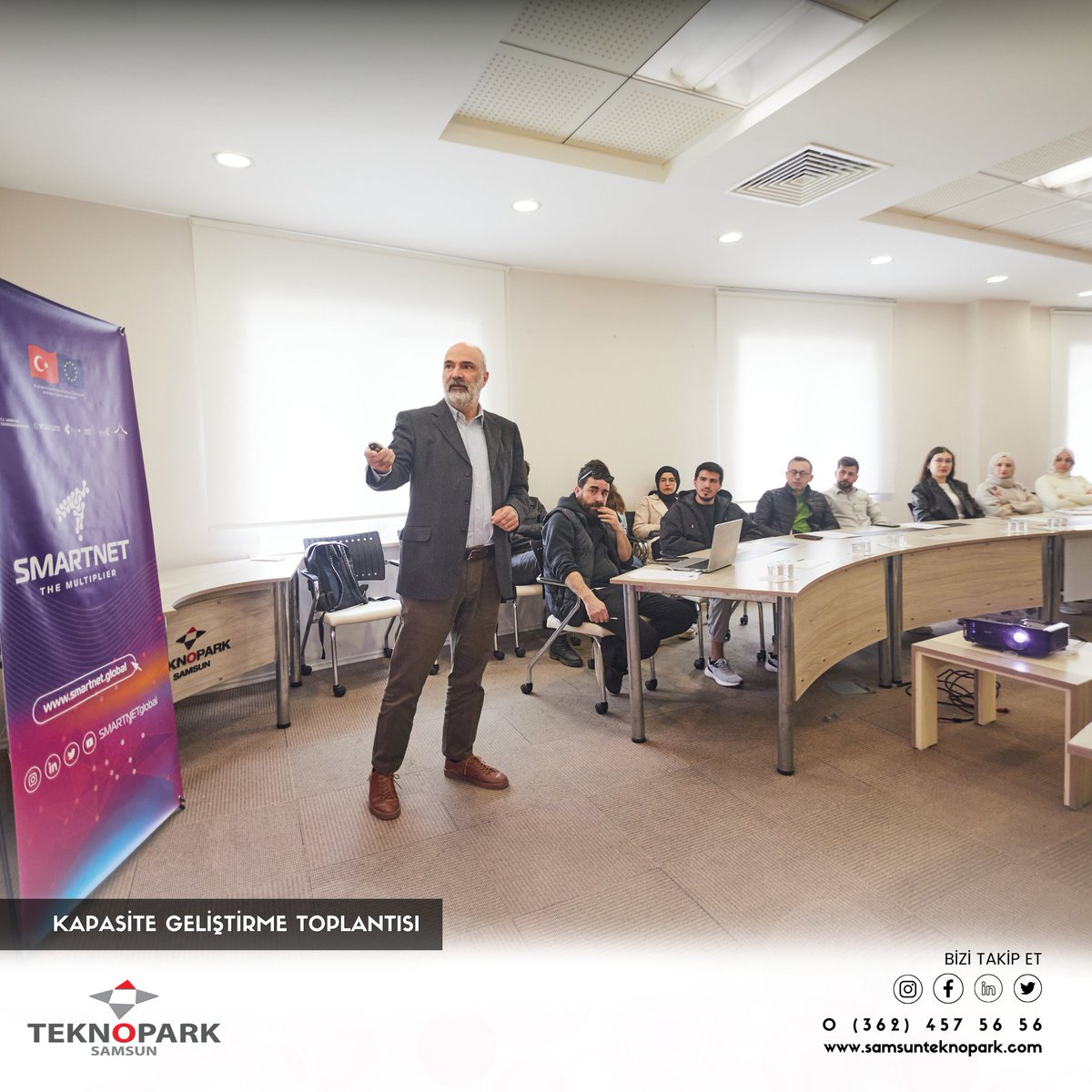 samsunteknopark's tweet image. Smartnet &amp;amp; Samsun Teknopark Kapasite Geliştirme Toplantısı Tamamlandı 🚀 

Detaylar için web sayfamızı ziyaret edebilirsiniz. 

#SamsunTeknopark #Smartnet #TeknolojiGeliştirme #İşBirliği #teknopark #samsun #omü #teknoloji #yenilik #proje #birliktegeleceğe