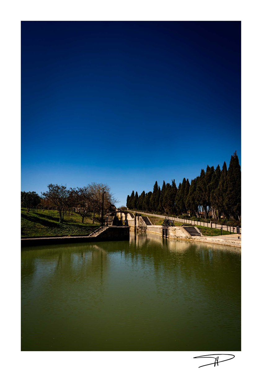 Ecluses...Il y en a neuf !
#Canaldumidi #Béziers #Occitanie
13 mars 2024