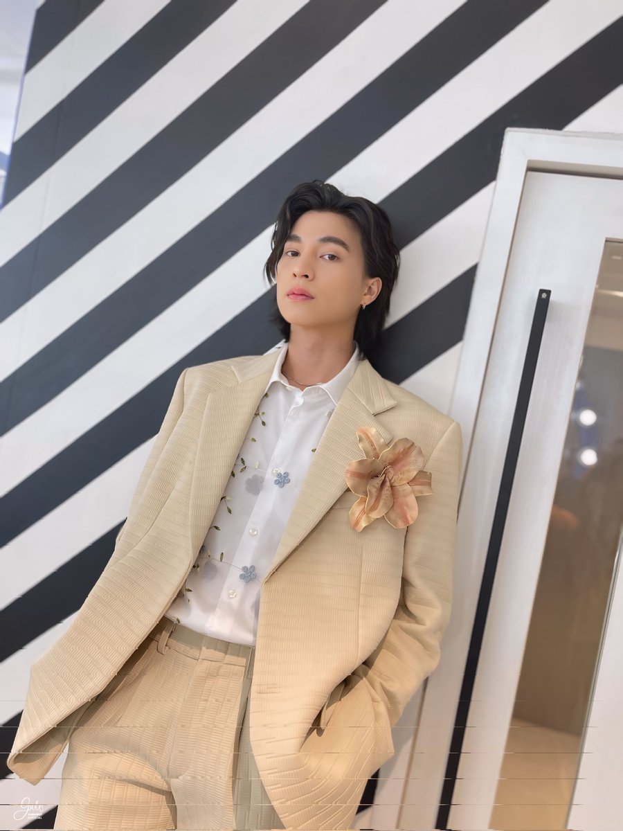 Gulfkanawutofc's tweet photo. พร้อมเจอทุกคนแล้วค้าบบ🤩🤩

#TheMallLifestoreBangkaexGulf https://t.co/QapEmA8JFB