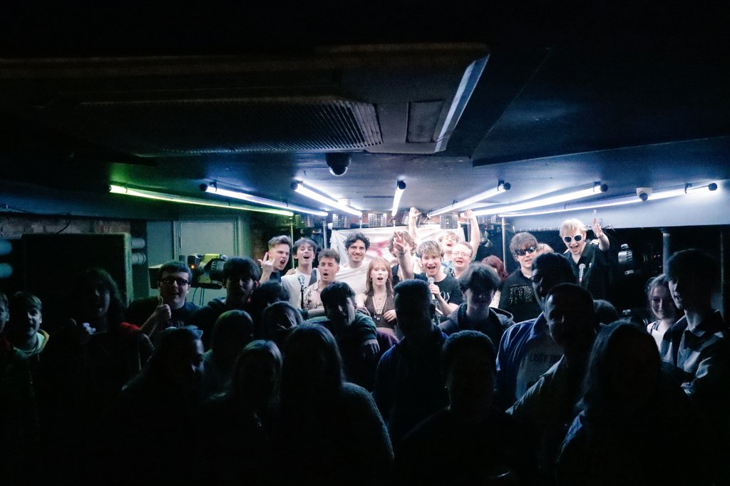 Look at what we did together, B-Town friends for ever &amp; ever 💛