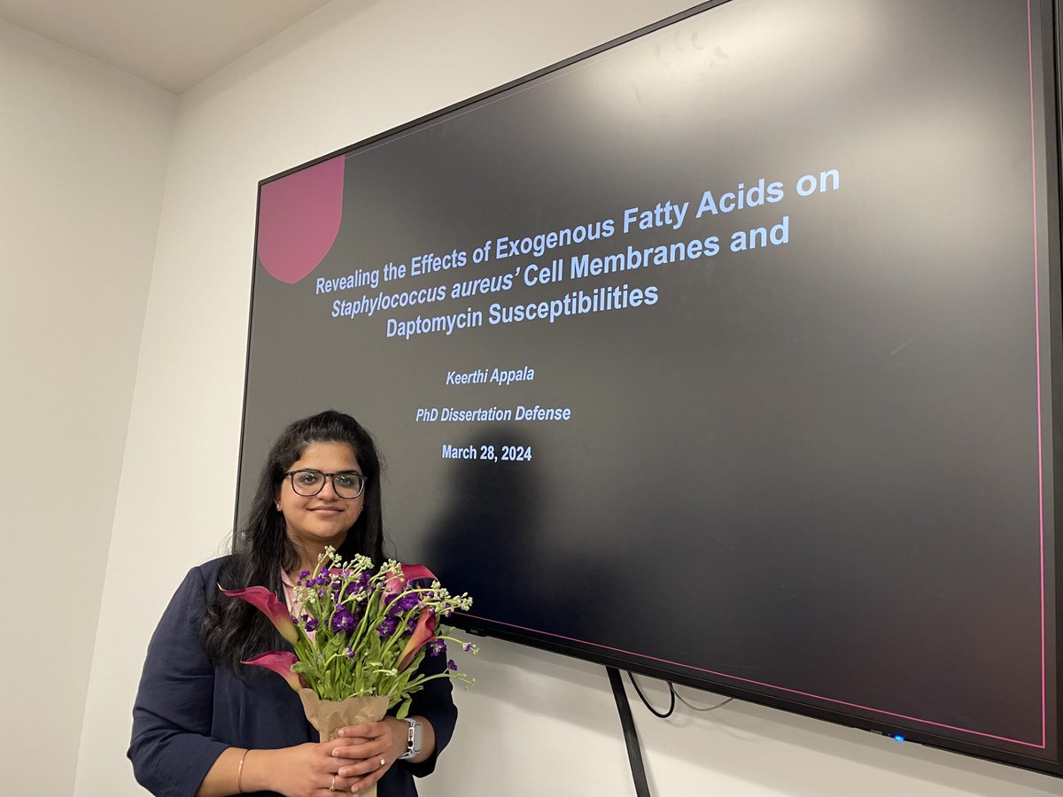 KM_Hines's tweet image. It&apos;s been an exciting month for the #HinesLabUGA... We have our first THREE PhDs from the group! Congratulations to Dr. Keerthi Appala, Dr. Kingsley Bimpeh, and Dr. Christian Freeman!  I&apos;m so proud of you! @keerthy_appala @CFreeChem @BimpehKingsley @UGAChemistry