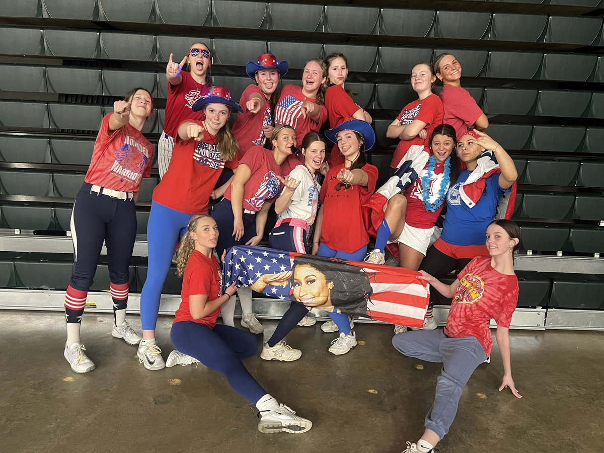 Red, White &amp; Blue day! ❤️💙🤍 proud of the girls getting up early to get in some extra reps. Now onto a fun day of bonding as a program at the OSU game! #rollbees🥎🐝