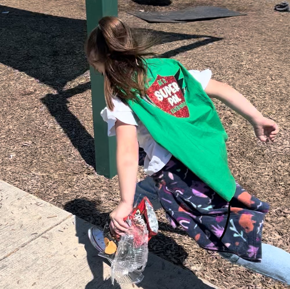 Already loving how #portraitofagraduate is influencing my class. Opposed to playing, this Hey Day Super Pal chose to be SERVICE MINDED by picking up litter found near the playground. ❤️ 🌍 @CharlesRDrewES 🙌🏻 🧑‍🎓 Class of 2035!