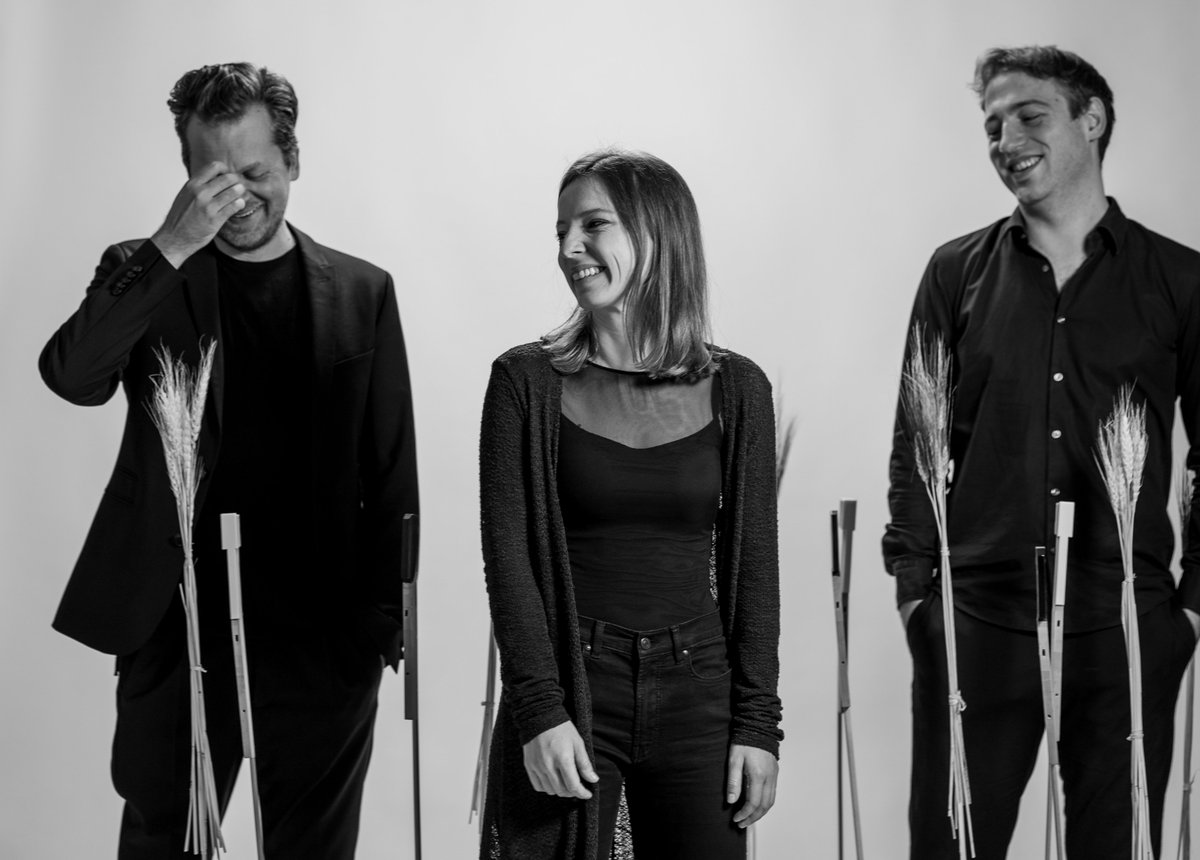 H V A L A da ste bil včeraj z nami. 
V slogi je moč, v taki družbi pa ena sama sreča. Koncert za poseben spomin. #pianoday <a href="/kinosiska/">Kino Šiška</a>