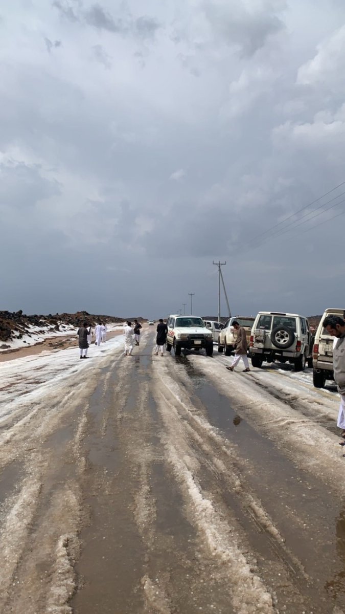 امطار وبردية بين الصلحانيه وحاذه