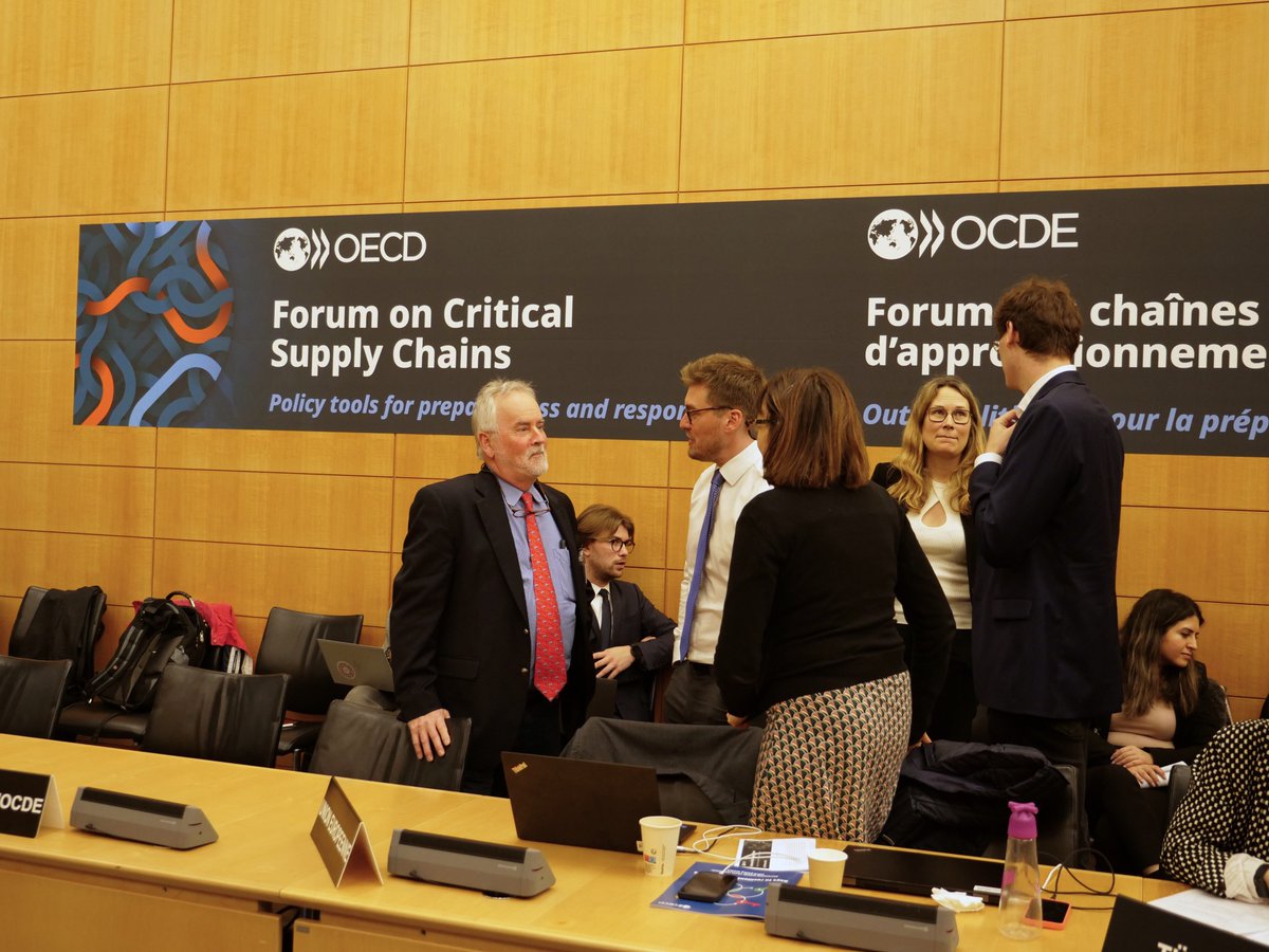 #SupplyChains are complex and have led to significant benefits for firms and consumers globally, but they are facing challenges. This week, we gathered experts at the #OECD to discuss addressing risks within supply chains. Learn more➡️ oe.cd/supply-chains #OECDSupplyChains