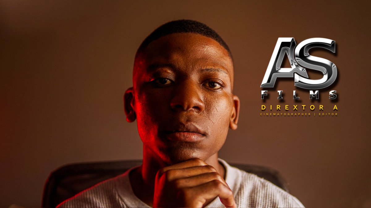 _andilesomi's tweet photo. Mr ANDILE SOMI AKA DIREXTOR A
Shot and Edited by @_andilesomi
Cc : @somi_films
#cinematographer #director #studio
#potraitphotography #stillimage #podcast #creativedirector #artvisual https://t.co/GJXLctQQuZ