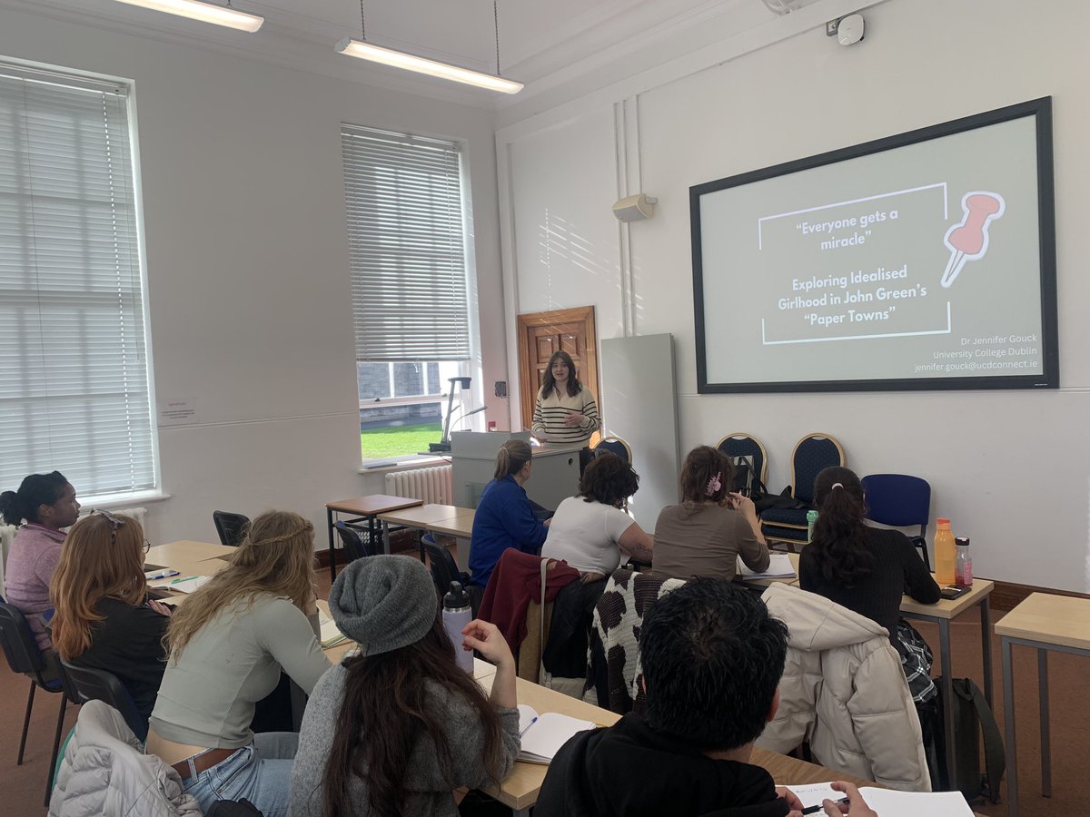 Fantastic to have @jenniegouck give a guest lecture to finish the Picture, Books & Film module for our @DCUSchoolofEng MA in Children’s & YA Lit. students! 📚🎥 Applications are open for 24/25👇 dcu.ie/courses/postgr…