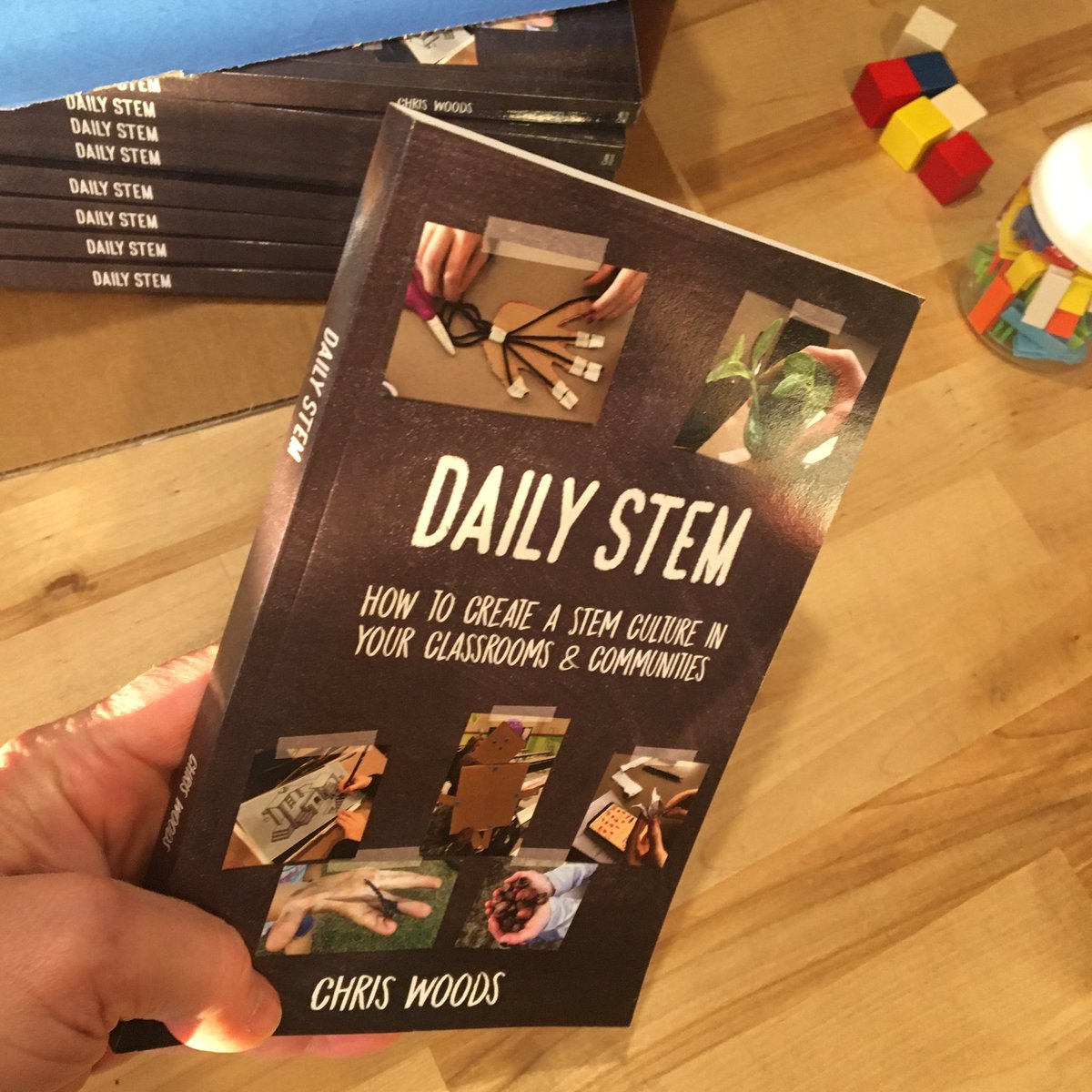 🚨Giveaway! Just got a new shipment of books & I always like to give one away… to enter: ✅Retweet ➕For an extra entry, share your favorite springtime #STEM activity! I’ll announce the winner on Monday 4/1