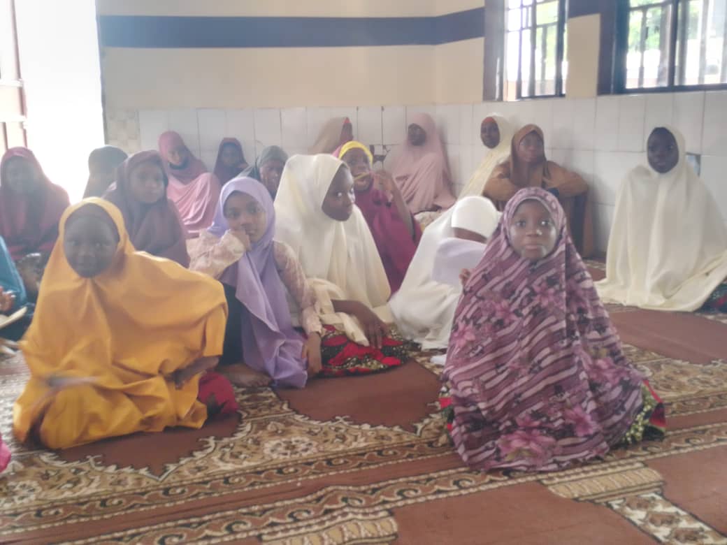 mssnbwari's tweet photo. Ramadan Tafseer session by MSSN BAC is currently ongoing at Dabban Masjid, Zango, Bwari Abuja.

May Allah accept our efforts.

We eagerly anticipate your presence tomorrow, In Shaa Allaah. https://t.co/YFD06DQKBV