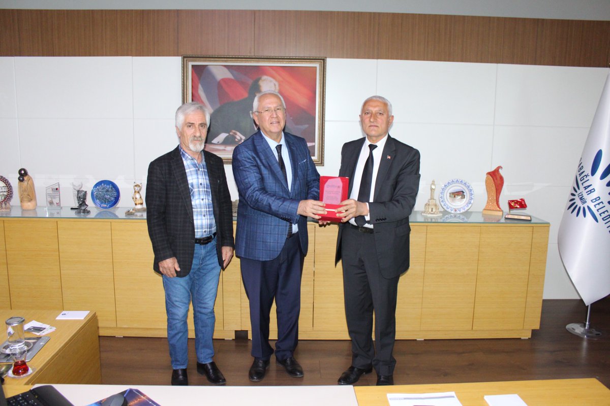 Erzurum Dörtler Kültür ve Dayanışma Derneği Başkanı Sadrettin Arda ve Başkan Yardımcısı Hümmet Güven'e nazik ziyaretleri için teşekkür ederim.