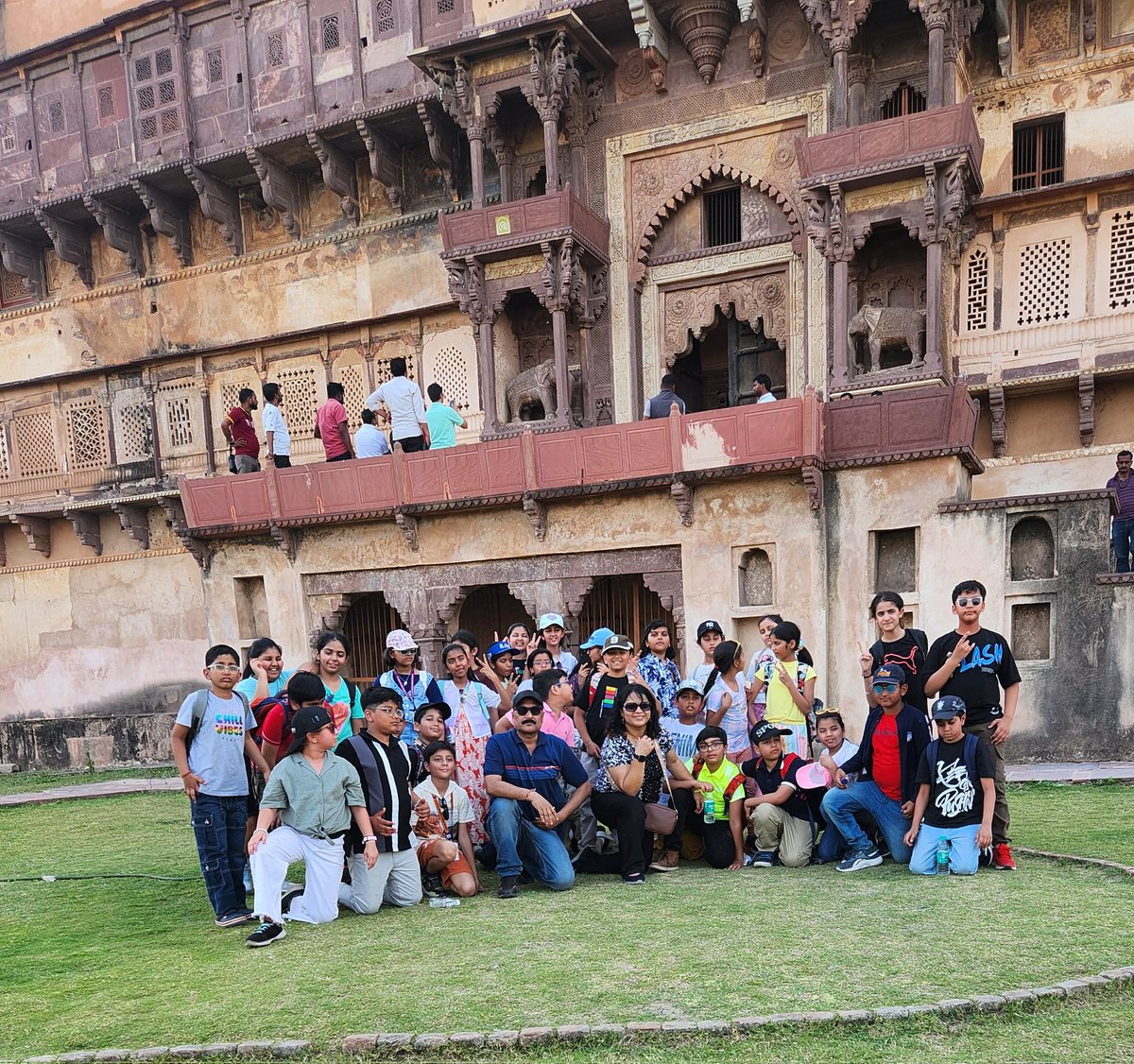 sangeeta sahni (@sagsahni) on Twitter photo Incredible India# historical educational trip to Gwalior, jhansi and orchaa,# preparatory stage ,Ahlcon International School
<a href="/sdg4all/">AhlconIntl4SDGs</a> <a href="/y_sanjay/">Sanjay Yadav</a>
@Kavita_hm
<a href="/pntduggal/">PUNEET DUGGAL</a> <a href="/tourismgoi/">Ministry of Tourism</a> Incredible India# historical educational trip to Gwalior, jhansi and orchaa,# preparatory stage ,Ahlcon International School
<a href="/sdg4all/">AhlconIntl4SDGs</a> <a href="/y_sanjay/">Sanjay Yadav</a>
@Kavita_hm
<a href="/pntduggal/">PUNEET DUGGAL</a> <a href="/tourismgoi/">Ministry of Tourism</a>