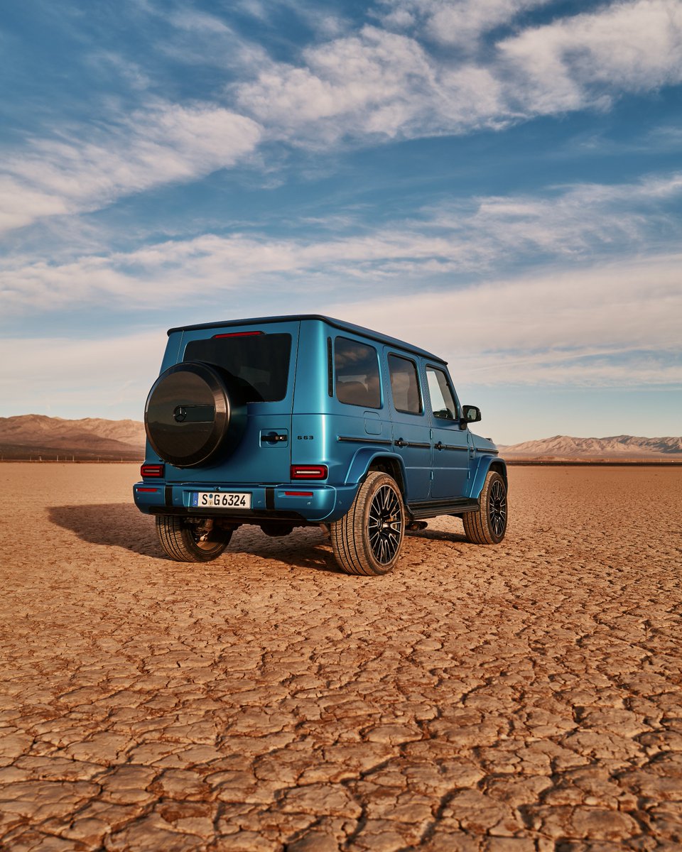 صُممت لتشعرك بالحماس، بأداءٍ لا مثيل لها. سيارة Mercedes-AMG G 63 تحوّل تفاصيل التصميم إلى تحفة فنية. اكتشف المزيد: mercedes-benz-mena.com/ksa/ar/new-mod… #MercedesBenz #MercedesBenzME #TheRiseOfThrill #TheGeländewagen #G63 #GClass #MercedesAMG #مرسيدس_بنز