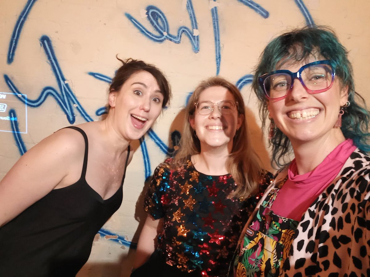 Lovely show in March, look at these lovely people! 😍 (Shruti was also there but had to dash!)