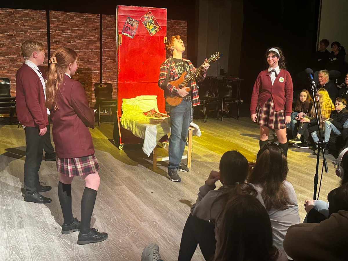 Fantastic final night of our production of ‘School of Rock’. We could not be prouder of our students for their stunning performances and for all the staff, parents and volunteers who supported on the night, and in the weeks and months leading up to our production #TeamRomero