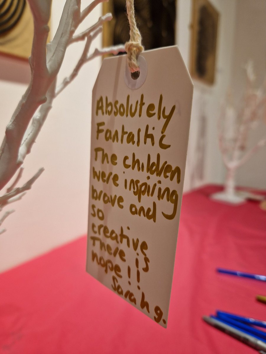 The FSC feedback we received was spot on! The YP understand what we are doing, and can see it and feel it. They know what they can accomplish when supported sufficiently. #arttoheal @wy_vrp @Bradford_YJS @WilkoWilkes #personcentred #creativeexpressivemodel #therapeutic