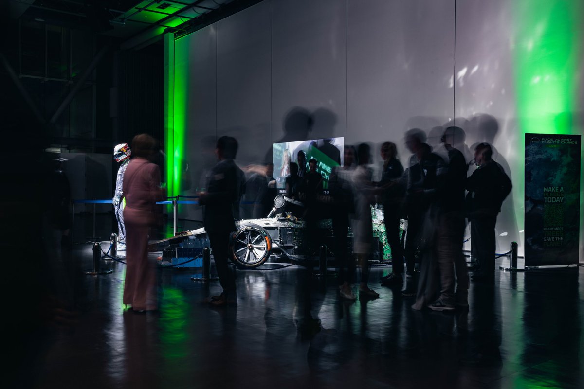 An impressive venue for some important discussions about a more sustainable future… 🌏

Thanks to all our speakers for their contributions to RACC Live: Tokyo - and to all the guests who joined us at The Miraikan today!

#RaceAgainstClimateChange