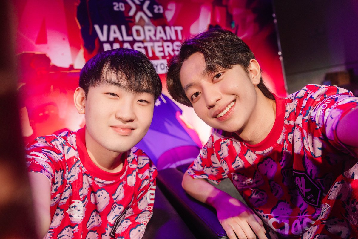 ¨𝗵𝗮𝗲 (semi ia) tweet media